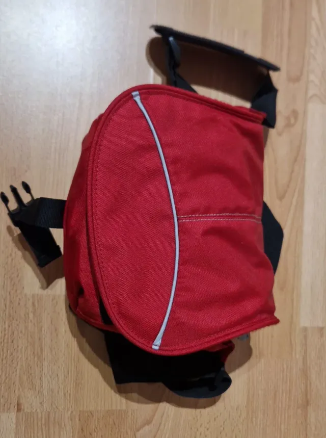 Cámara Nikon D3100 + 3 objetivos + accesorios