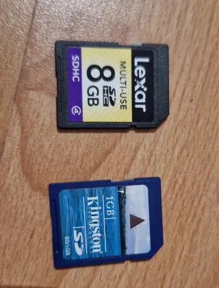 Cámara Nikon D3100 + 3 objetivos + accesorios