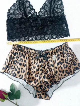 Set Lencería Leopardo Tres Piezas M