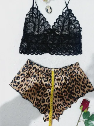 Set Lencería Leopardo Tres Piezas M