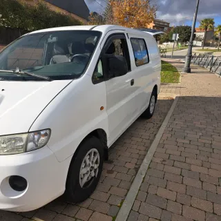 Hyundai H-1 2005