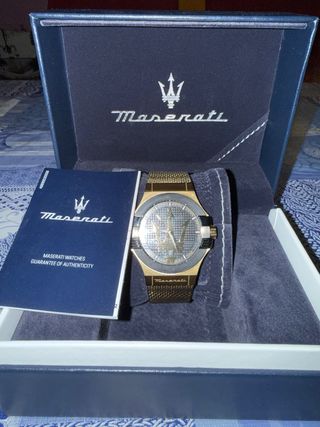 Reloj Maserati Dorado y Gris