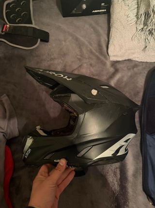 Casco Airoh