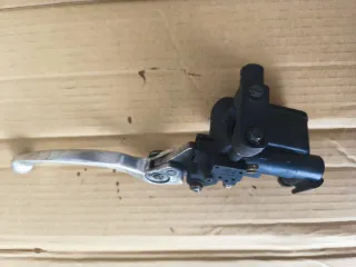 Bomba Freno Kymco Superdink 300 (2010)