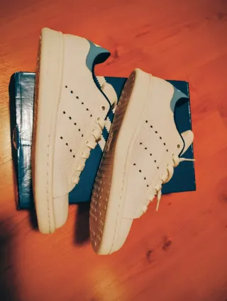 Zapatillas Adidas Stan Smith Blancas y Azules