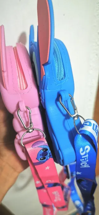 Bolsos Disney con asa regulable