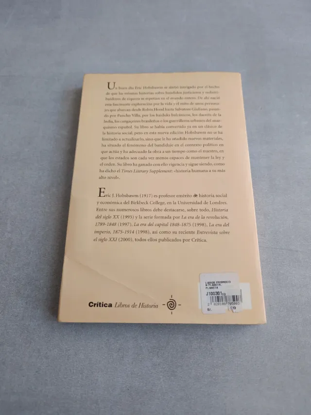 BANDIDOS - ERIC J. HOBSBAWM