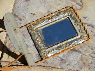 ANTIGUO LAVAVO TOCADOR DE JUGUETE HOJALATA MUÑECAS