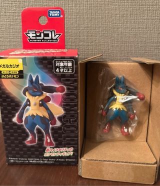 Takara Tomy Pokémon Figuras