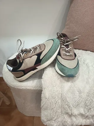 Zapatillas Hoff Ural Beige y Verde