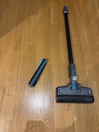 Cepillo aspiradora Cecotec y rodillo
