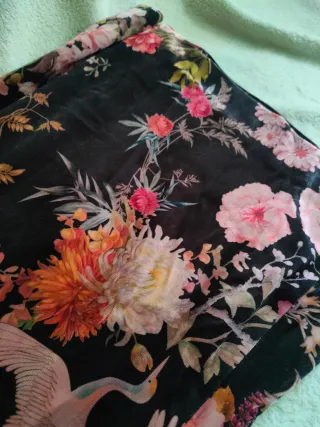 STRADIVARIUS - Pantalón ancho estampado floral