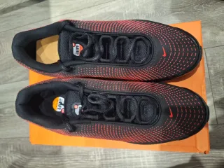 Nike Air Max DN Negro/Rojo