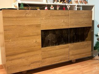 Aparador comedor madera y cristal