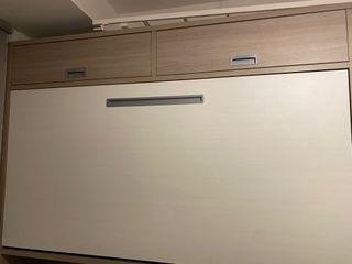 Cama abatible con armario empotrado