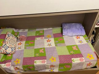 Cama abatible con armario empotrado