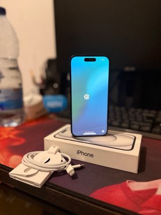 iPhone 15 come nuovo