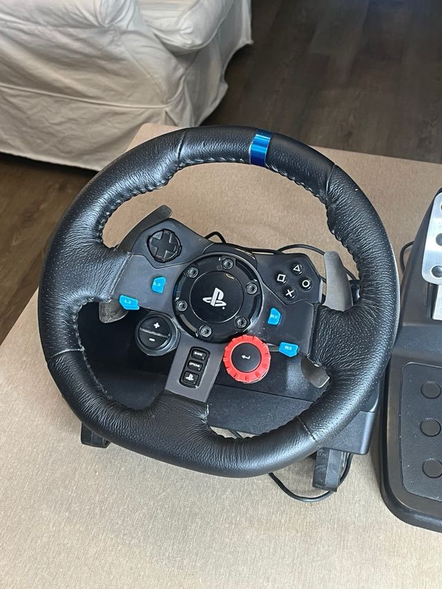 Volante Logitech G29 con Pedali