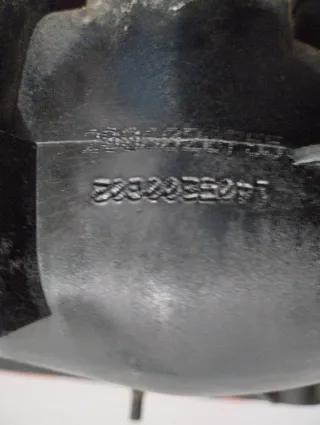 Colector de admision FORD FOCUS 1.6 2002