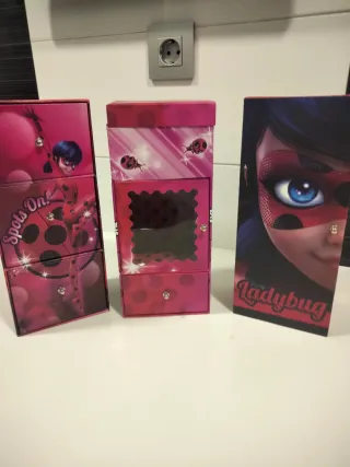 Joyero armario - organizador LadyBug