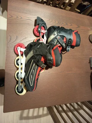 Patines en línea adulto talla 44 + protecciones