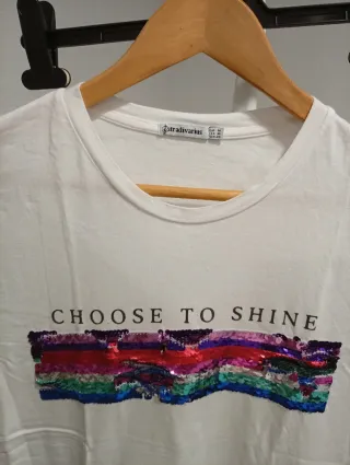 Camiseta Stradivarius Lentejuelas Talla M