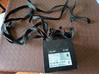 Fonte de Alimentação Great Wall 750W Semi-Modular