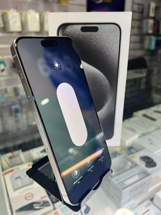 iPhone 15 Pro Max semi nuovo 256GB