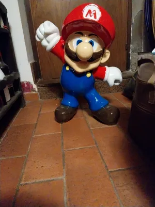 Statua Grande Super Mario Bros