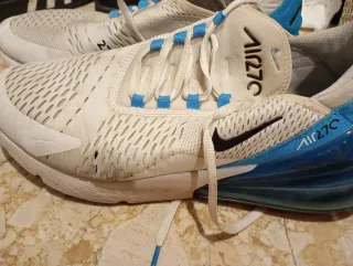 Nike Air Max 270 Azul y Blanco