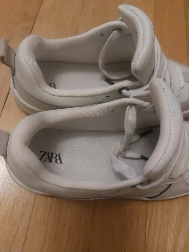 Zapatillas niño Zara  talla 36