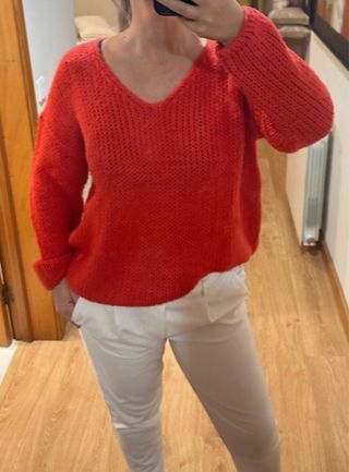 Camisola Vermelha Decote V