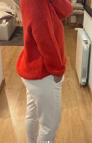 Camisola Vermelha Decote V