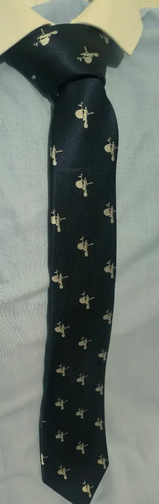 Corbata El Giraldillo de Sevilla.