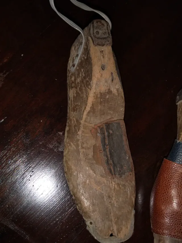 Hormas de zapato antiguas de madera