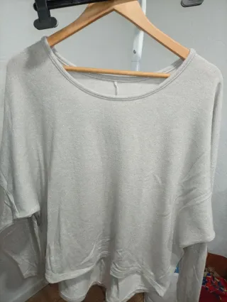 Jersey de lana con brillos plateados