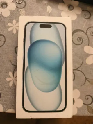 iPhone 15 Bianco Rotto