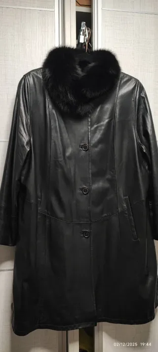 Abrigo de piel Marco Gianotti negro