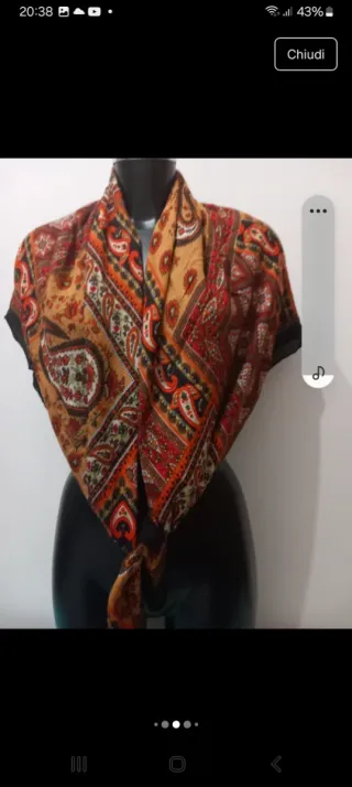 Sciarpa Laura Biagiotti Made in Italy