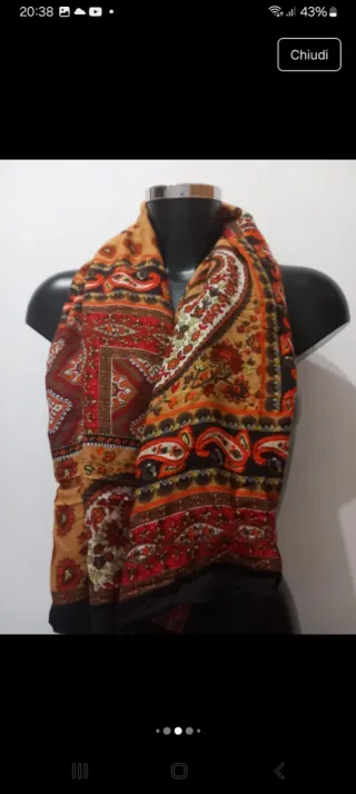 Sciarpa Laura Biagiotti Made in Italy