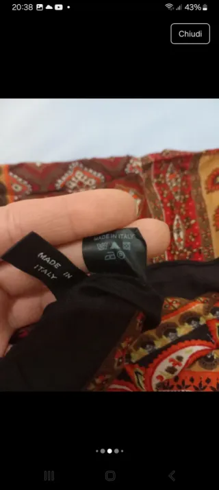 Sciarpa Laura Biagiotti Made in Italy