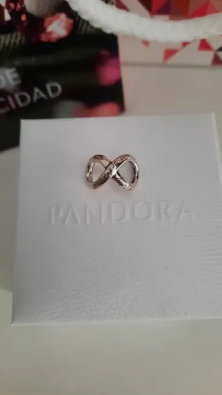 Charm Infinito Pandora Plata