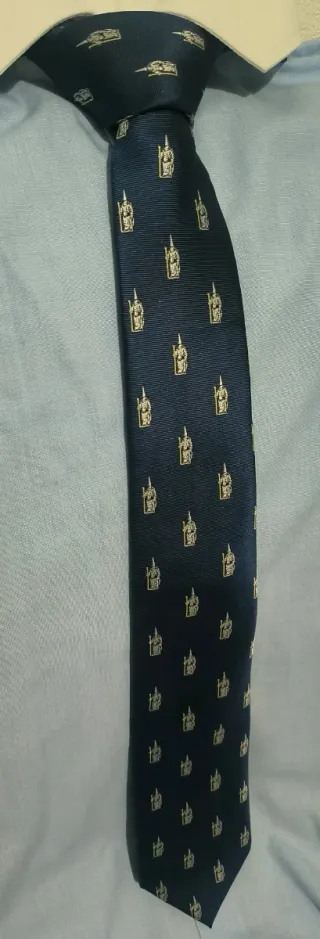 Corbata Nazarenos azul.