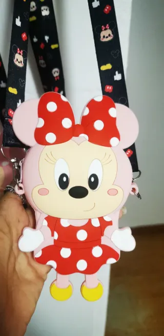 Bolso Minnie Mouse con asa regulable