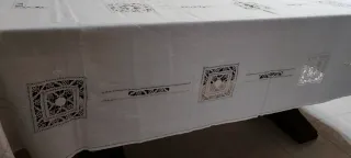 Tovaglia in lino con 12 tovaglioli