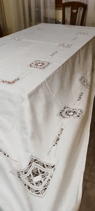 Tovaglia in lino con 12 tovaglioli