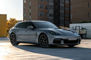 Porsche Panamera ST 4 Ehybrid.