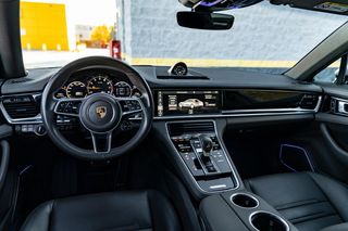 Porsche Panamera ST 4 Ehybrid.