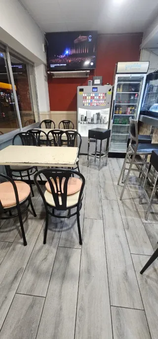 TRASPASO BAR RESTAURANTE SANT ANDREU C3 MIXTA