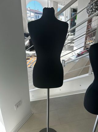 Busto manichino nero donna